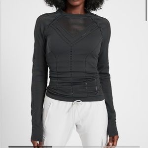 Athleta oxygen top size large black